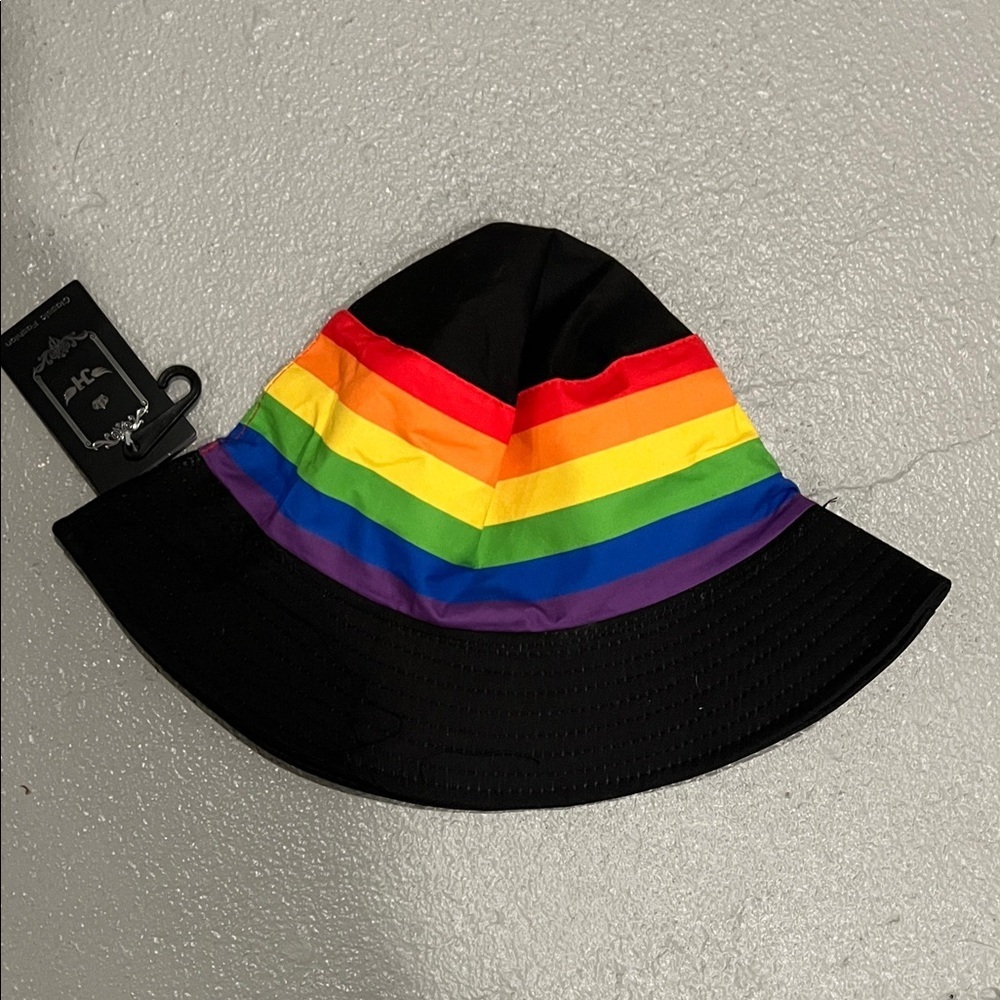 Bucket Hat - Picture 1 of 3